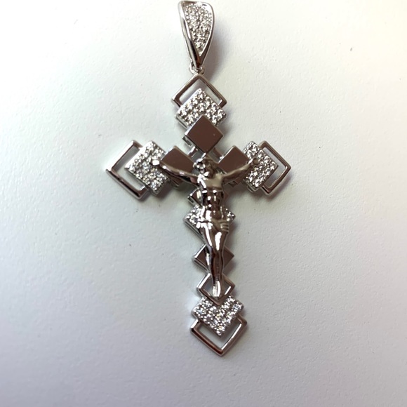 Stamped 925 solid Sterling silver cross pendant - Picture 12 of 17